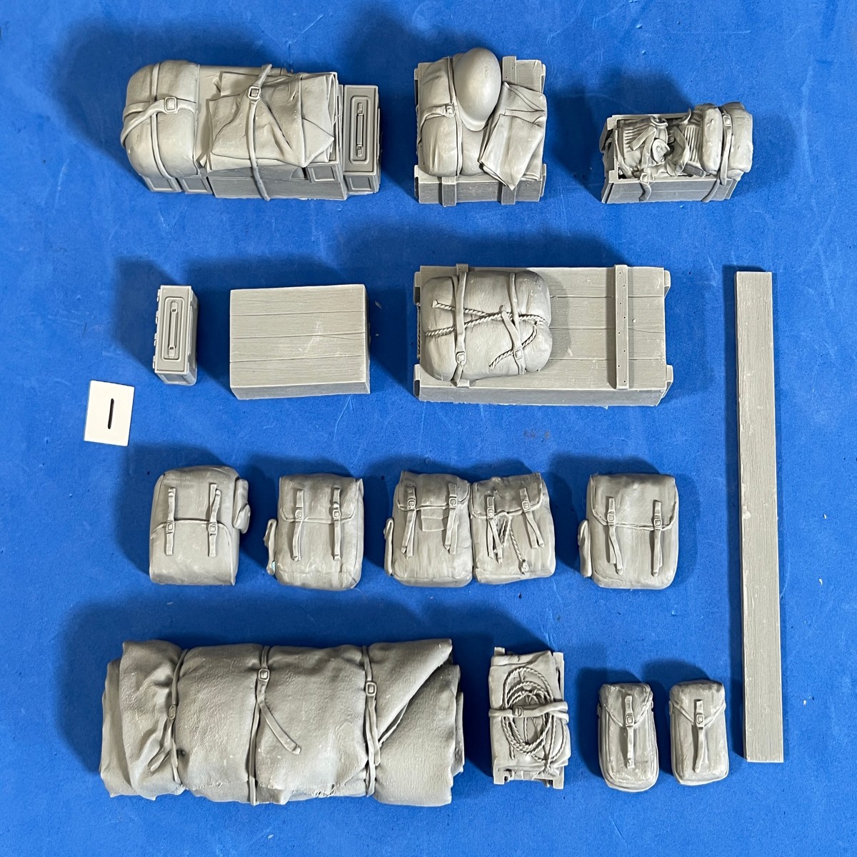 Value Gear ATB01 1/16 WWII Sherman Stowage Set #1 for "Andy's Sherman"