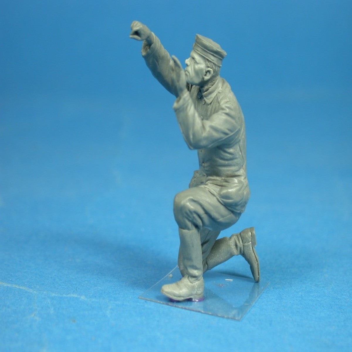 Copper State Models F32015 1/32 German Bomber Ground Crewman 2