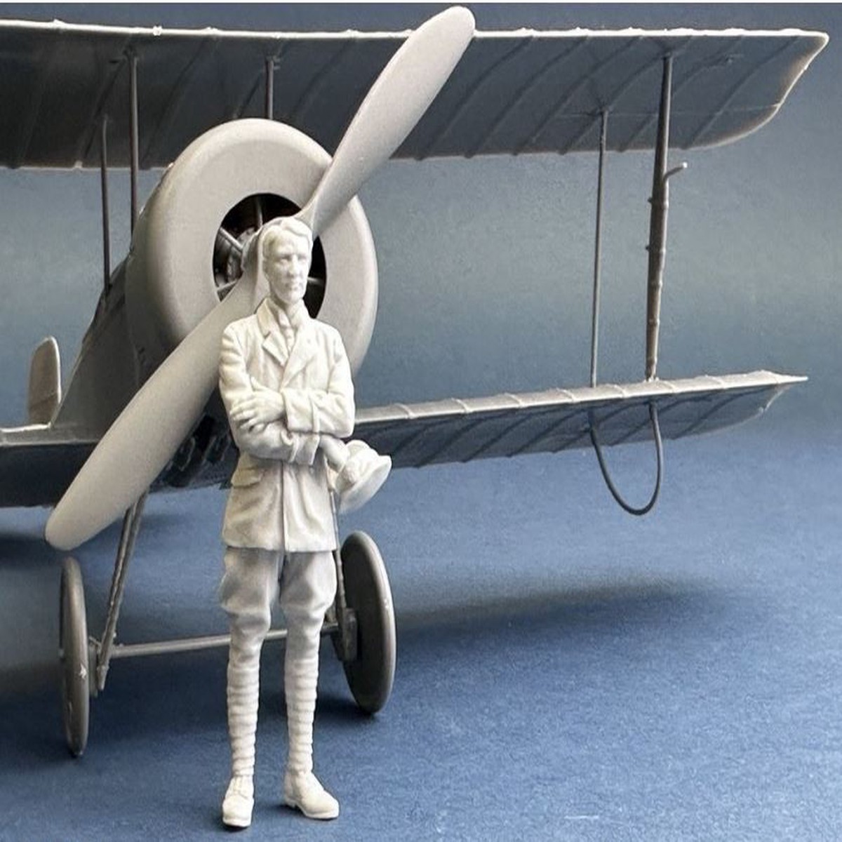 Copper State Models F32053 1/32 Standing RNAS Pilot – 1pc.