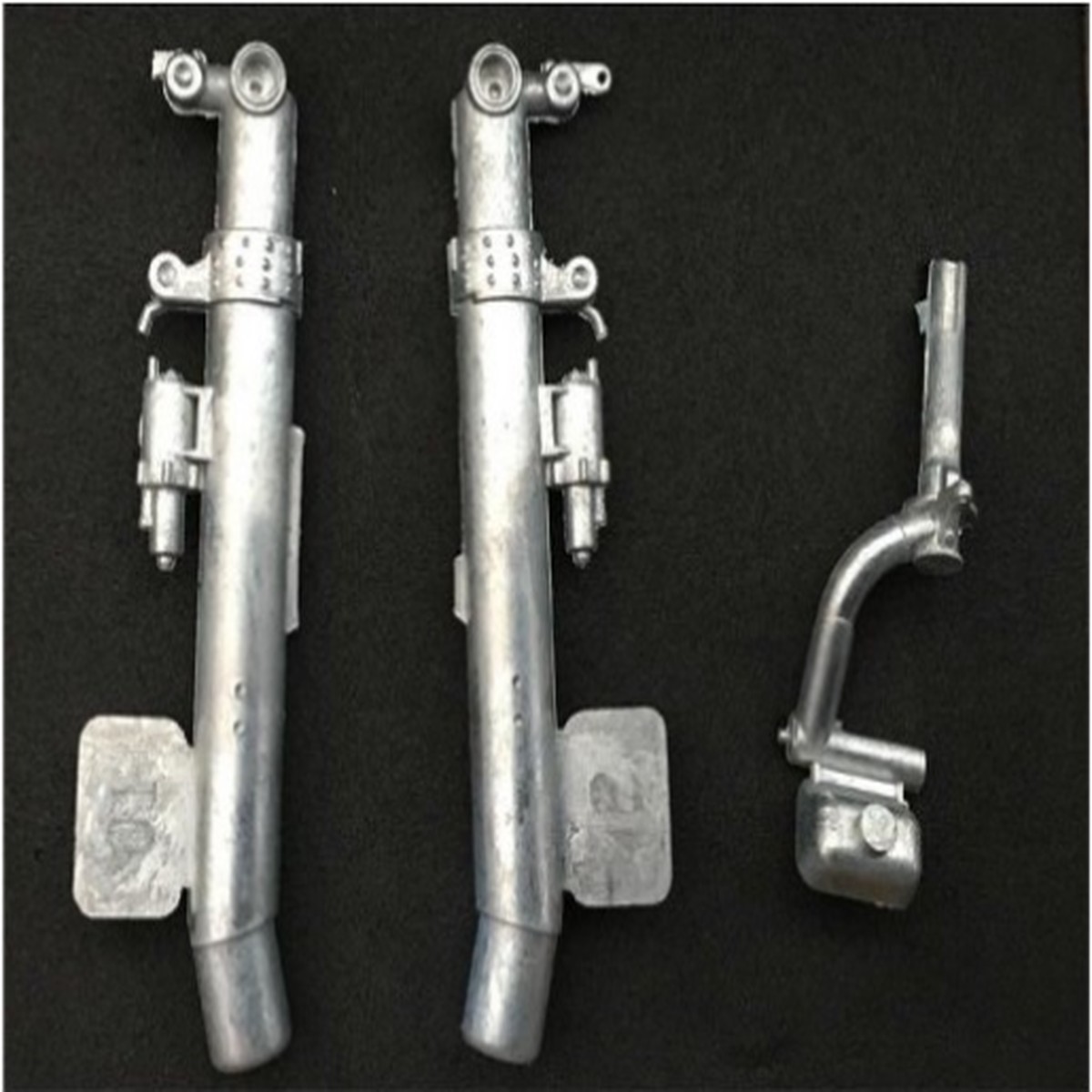HK Models 01EA02 1/32 B-17 Flying Fortress Metal Landing Gear