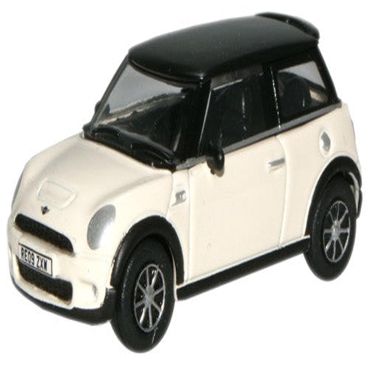 Oxford Diecast Pepper White New Mini - 1:76 Scale